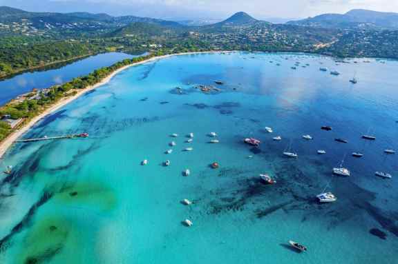 Santa Giulia Beach south of Porto-Vecchio, Corsica